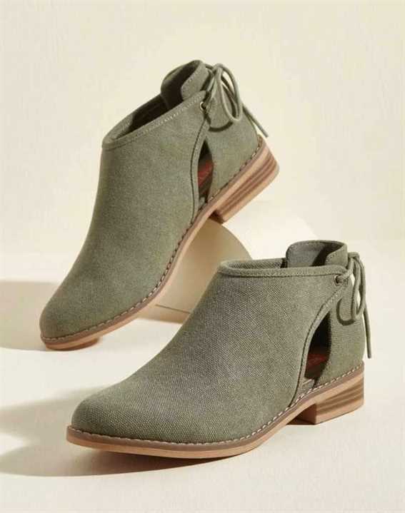 Moss Footwear